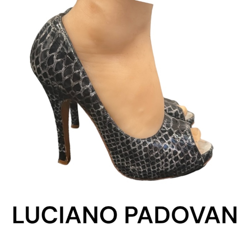 Authentic Luciano Padovan Italian snake embossed leather heels pumps sz 7
